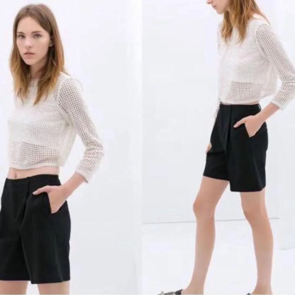Zara Cream‎ White Crochet long sleeve slightly cropped size Small EUC